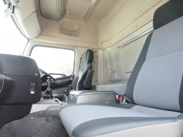 日野 プロフィア ウイング車 大型 QPG-FW1EXEG 年式 H27[写真38]