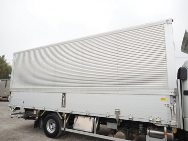 三菱ふそう ファイター ウイング車 中型 TKG-FK61F 年式 H28 [写真09]