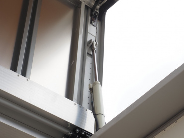 日野 プロフィア ウイング車 大型 2RG-FW1AHG 年式 R1[写真18]