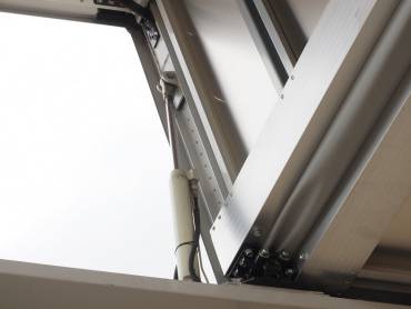 日野 プロフィア ウイング車 大型 2RG-FW1AHG 年式 R1[写真12]