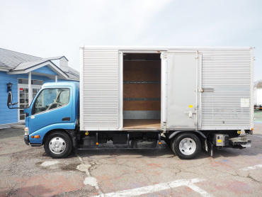 日野 デュトロ バン車 小型 BDG-XZU344M 年式 H22[写真10]