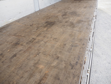 いすゞ ギガ ウイング車 大型 QKG-CYJ77A 年式 H26[写真23]