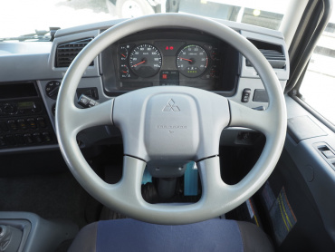 三菱ふそう ファイター ウイング車 中型 TKG-FK64F 年式 H28[写真31]