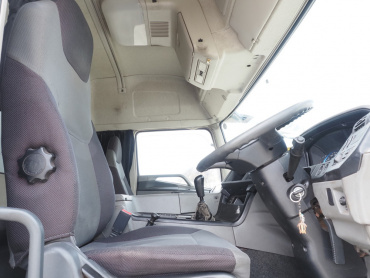 三菱ふそう スーパーグレート ウイング車 大型 QPG-FS64VZ 年式 H29[写真27]