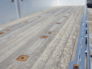 いすゞ ギガ 平ボディ 大型 2PG-CYL77C 年式 R1[写真15]