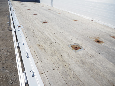 いすゞ ギガ 平ボディ 大型 2PG-CYL77C 年式 R1[写真16]