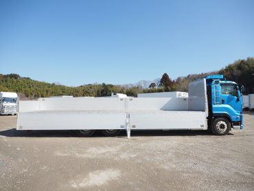 いすゞ ギガ 平ボディ 大型 2PG-CYL77C 年式 R1[写真09]
