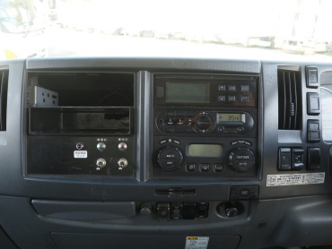 いすゞ フォワード 冷凍バン 中型 2PG-FRR90T2 年式 H30[写真27]