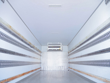 いすゞ フォワード 冷凍バン 中型 2PG-FRR90T2 年式 H30[写真16]