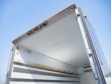 いすゞ フォワード 冷凍バン 中型 2PG-FRR90T2 年式 H30[写真15]