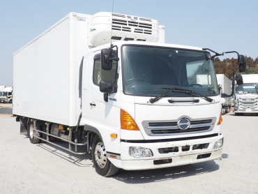 日野 レンジャープロ 冷凍バン 中型 TKG-FD7JMAG 年式 H26 [写真02]