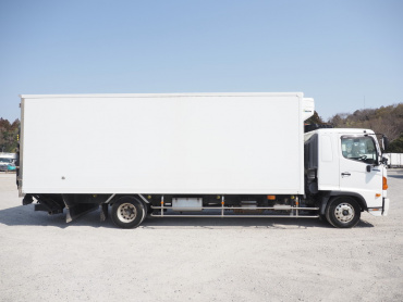 日野 レンジャープロ 冷凍バン 中型 TKG-FD7JMAG 年式 H26 [写真04]