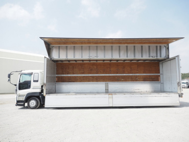 いすゞ ギガ ウイング車 大型 QKG-CYJ77A 年式 H26 [写真16]