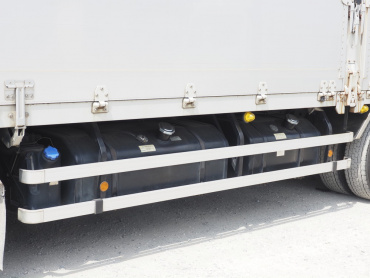 いすゞ ギガ ウイング車 大型 QKG-CYJ77A 年式 H26 [写真15]