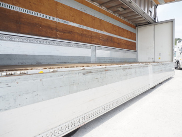 いすゞ ギガ ウイング車 大型 QKG-CYJ77A 年式 H27 [写真20]