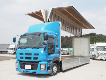 いすゞ ギガ ウイング車 大型 QKG-CYJ77A 年式 H27 [写真02]