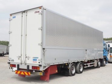 いすゞ ギガ ウイング車 大型 QKG-CYJ77A 年式 H27 [写真05]