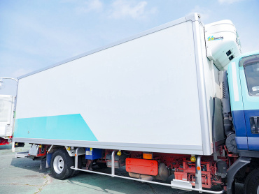 いすゞ フォワード 冷凍バン 中型 2PG-FRR90T2 年式 H30[写真09]