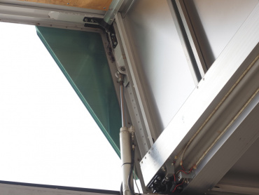 日野 プロフィア ウイング車 大型 QPG-FW1EZEG 年式 H27[写真17]