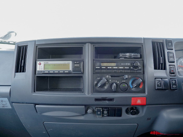 いすゞ エルフ バン車 小型 TKG-NMR85AN 年式 H25[写真26]