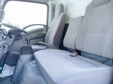 いすゞ エルフ バン車 小型 TKG-NMR85AN 年式 H25[写真29]