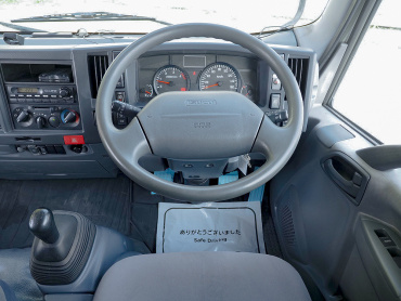 いすゞ エルフ バン車 小型 TKG-NMR85AN 年式 H25[写真23]