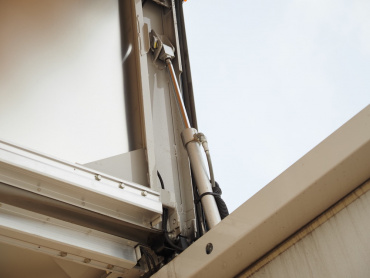 いすゞ エルフ ウイング車 小型 TRG-NPR85AN 年式 H30[写真17]