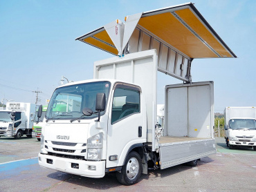 いすゞ エルフ ウイング車 小型 TRG-NPR85AN 年式 H30[写真02]