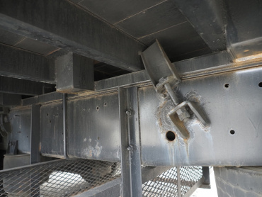 日野 プロフィア 平ボディ 大型 QPG-FW1EXEG 年式 H28[写真30]