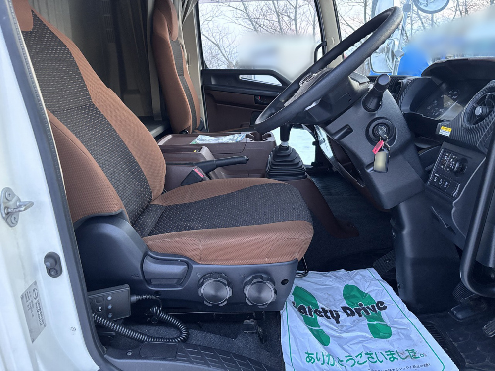 日野 レンジャー ウイング車 中増t 2PG-GD2ABG 年式 R5[写真13]