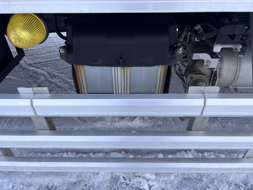 日野 レンジャー ウイング車 中増t 2PG-GD2ABG 年式 R5[写真09]