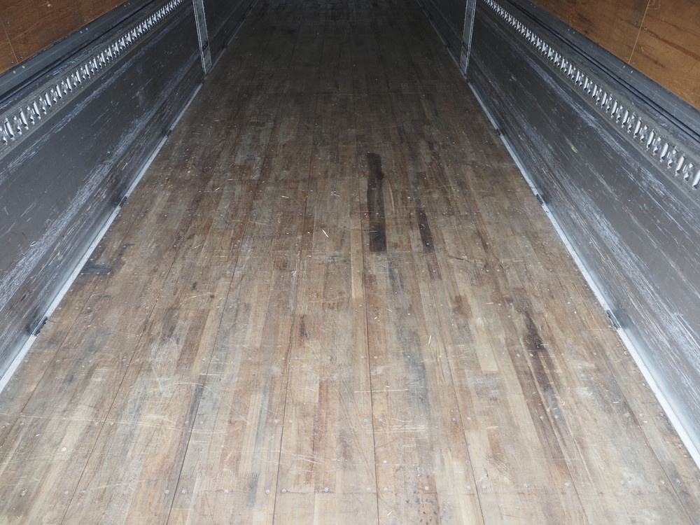 いすゞ ギガ ウイング車 大型 QKG-CYJ77A 年式 H26[写真15]