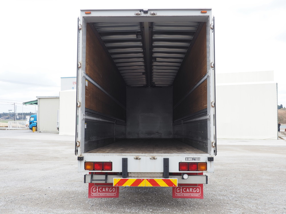 いすゞ ギガ ウイング車 大型 QKG-CYJ77A 年式 H26[写真13]