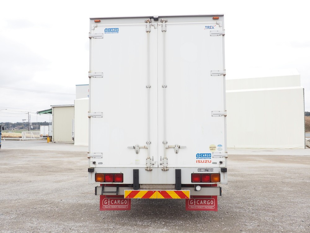 いすゞ ギガ ウイング車 大型 QKG-CYJ77A 年式 H26[写真06]