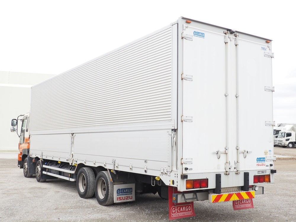 いすゞ ギガ ウイング車 大型 QKG-CYJ77A 年式 H26[写真07]