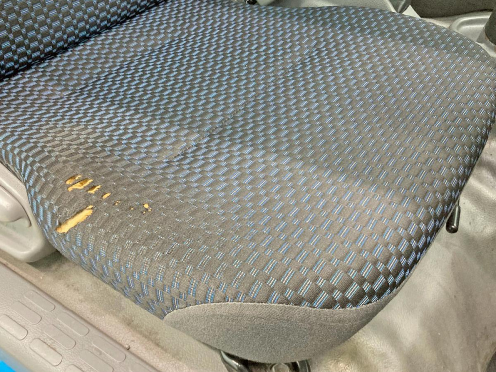 日野 デュトロ 冷凍バン 小型 2RG-XZC605M 年式 R1[写真18]