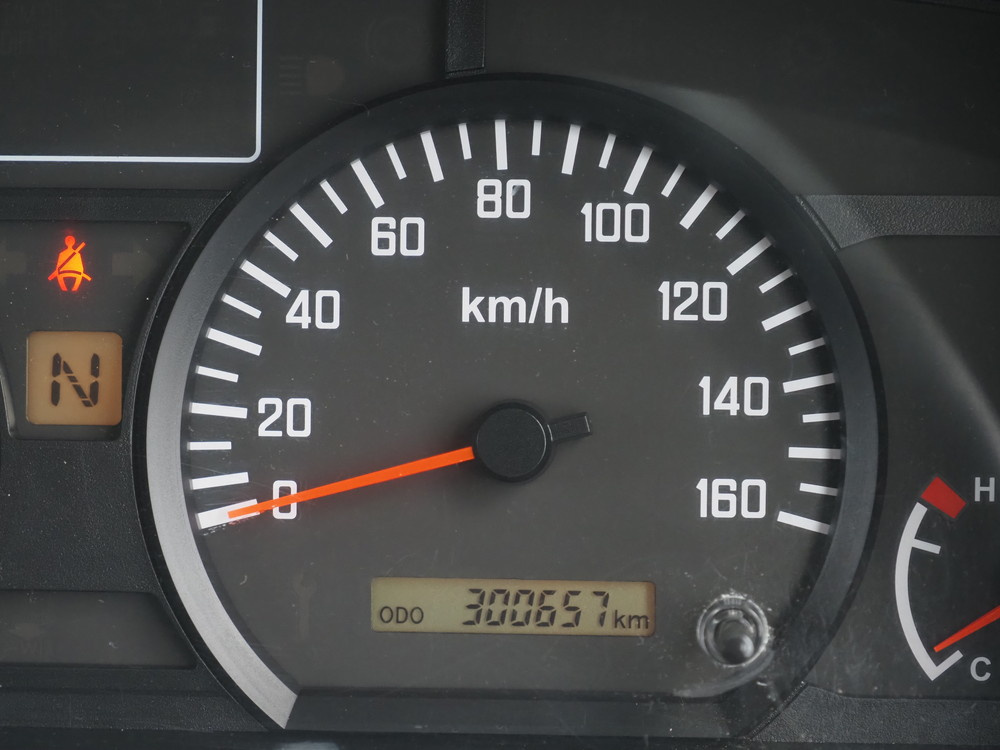 いすゞ エルフ バン車 小型 TPG-NMS85AN 年式 H30[写真24]