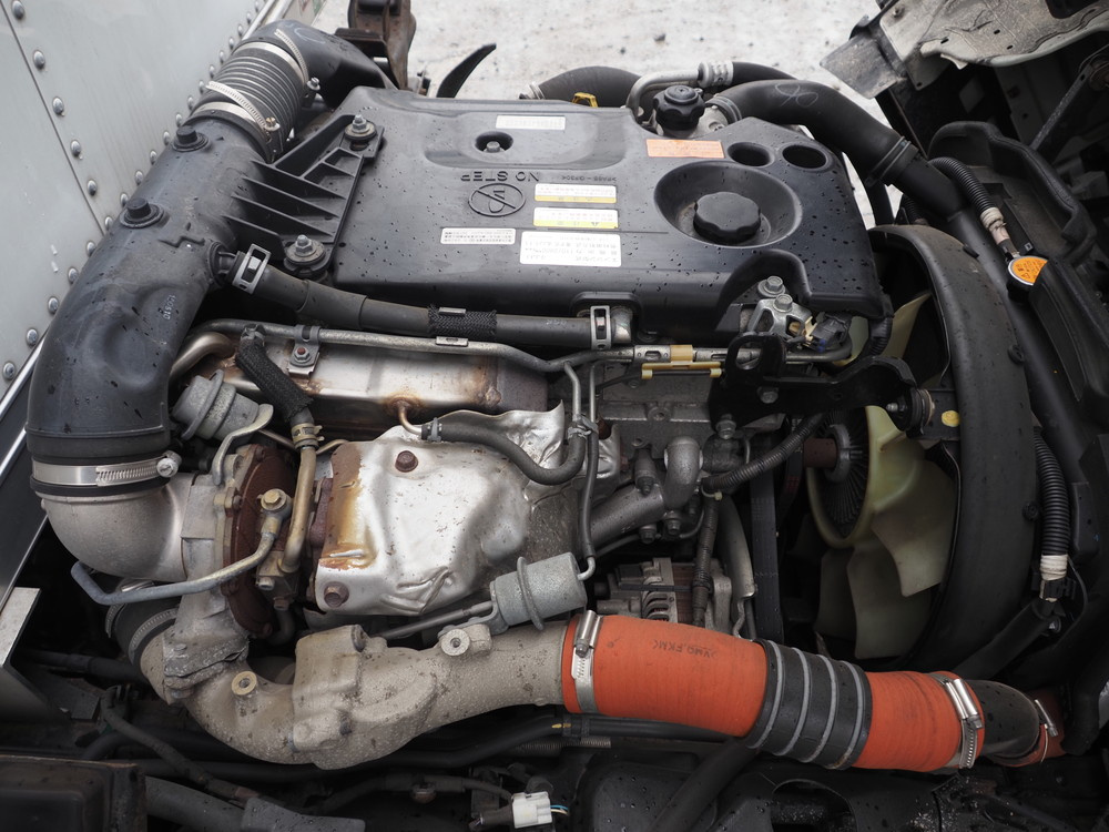 いすゞ エルフ バン車 小型 TPG-NMS85AN 年式 H30[写真28]