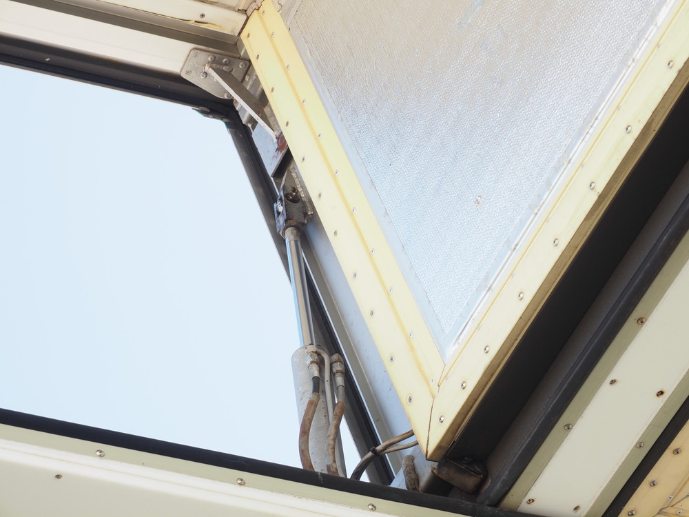 三菱ふそう スーパーグレート 冷凍ウイング 大型 QKG-FU54VZ 年式 H26[写真16]