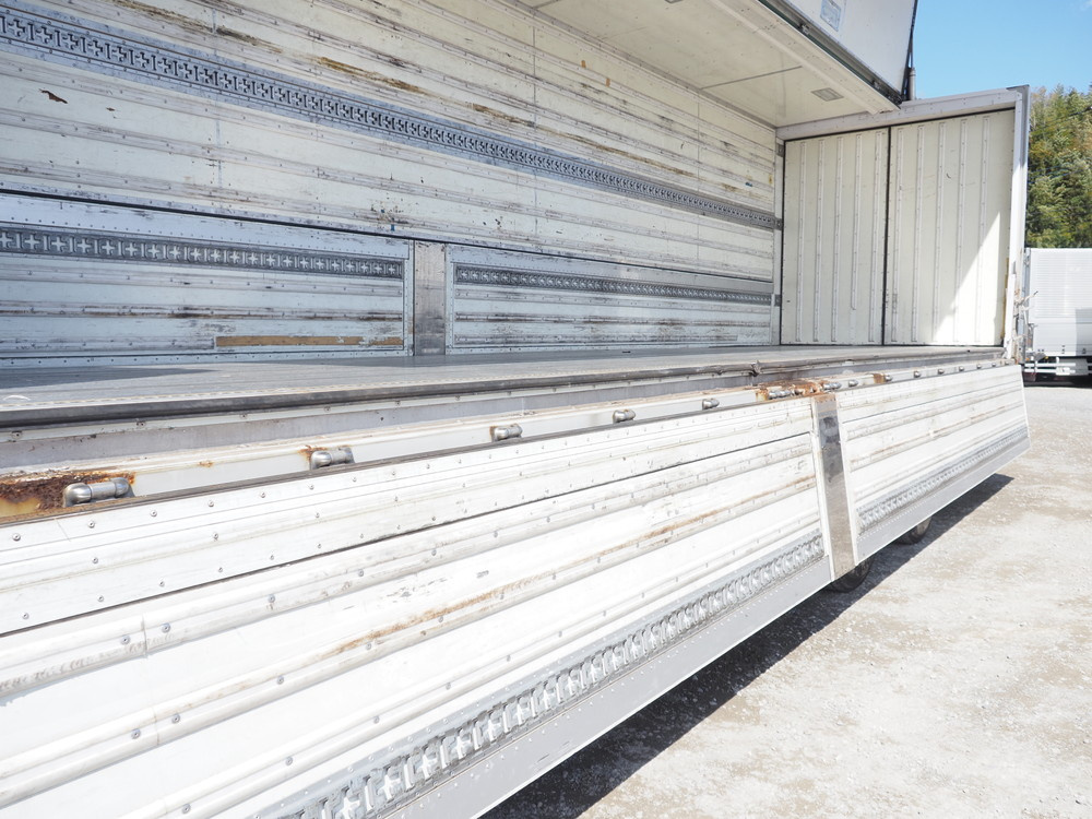 いすゞ ギガ 冷凍ウイング 大型 2PG-CYL77C 年式 R1[写真17]