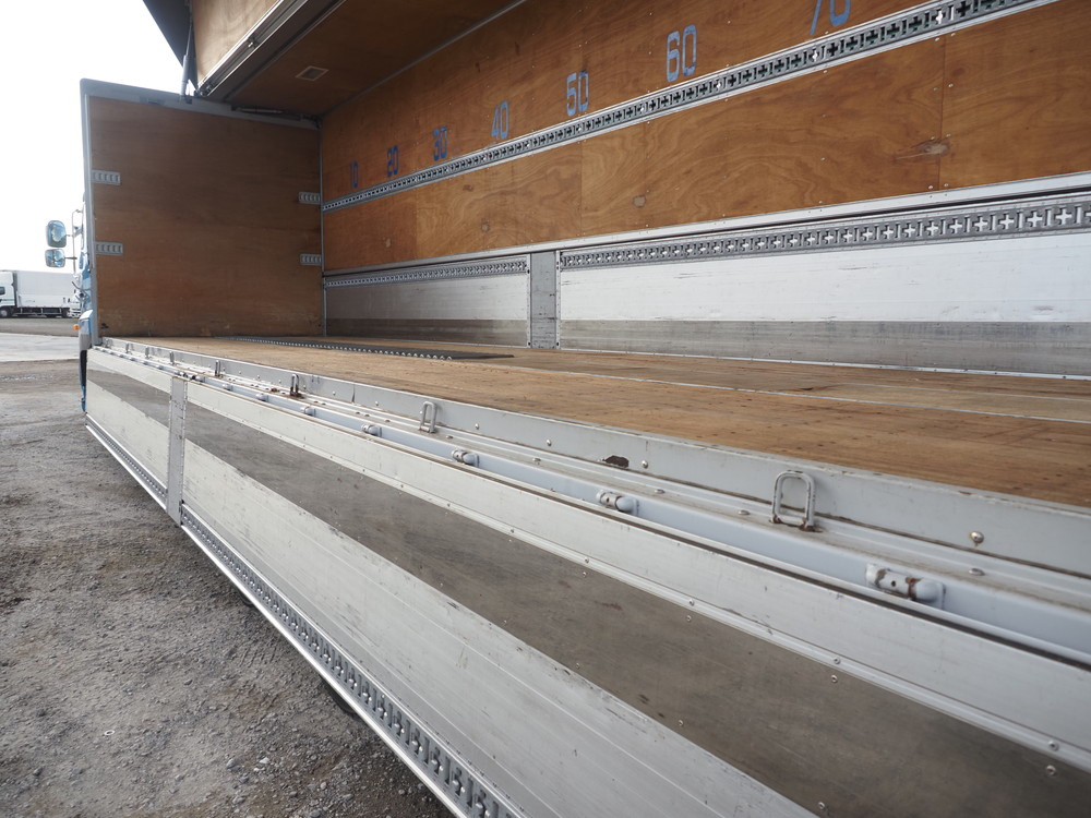 日野 プロフィア ウイング車 大型 LDG-FW1EXBG 年式 H22[写真21]