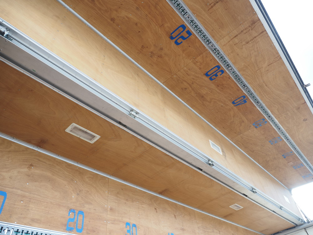 日野 プロフィア ウイング車 大型 LDG-FW1EXBG 年式 H22[写真23]