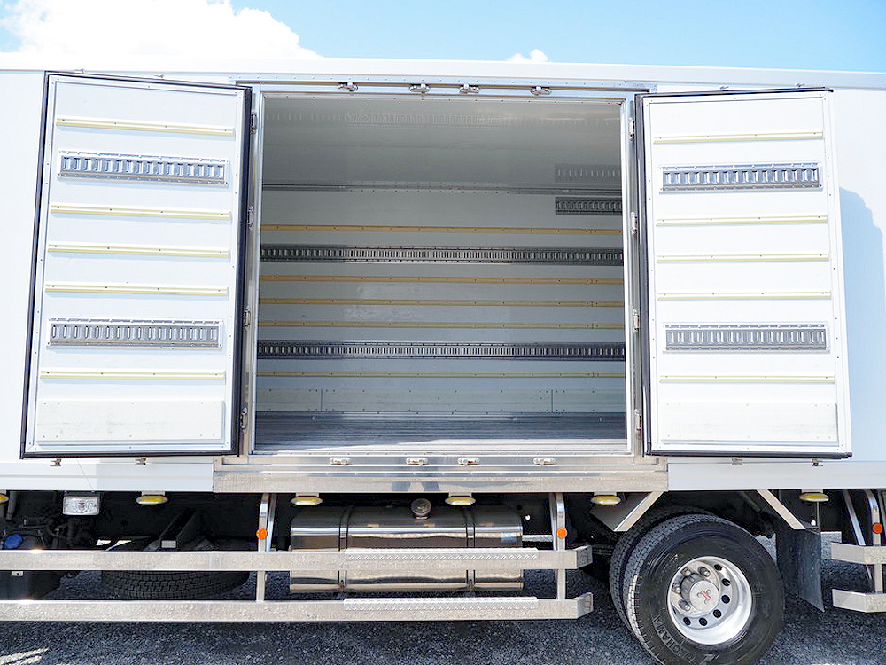 日野  冷凍バン 中型 2KG-FD2ABA 年式 R3[写真19]