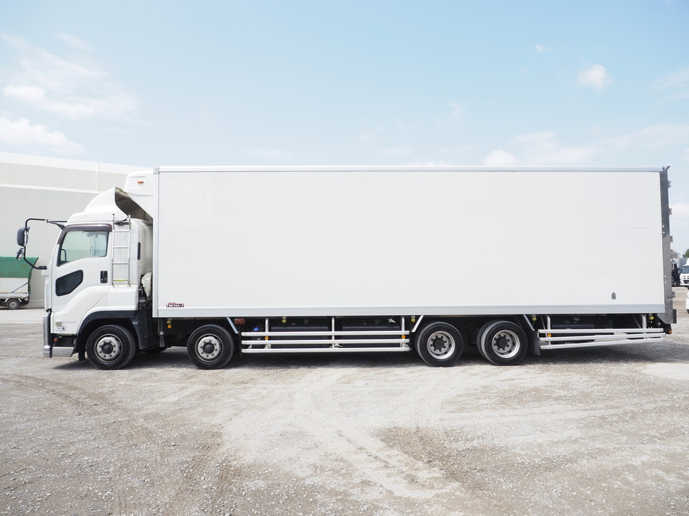 いすゞ ギガ 冷凍バン 大型 QPG-CYJ77B 年式 H28[写真10]