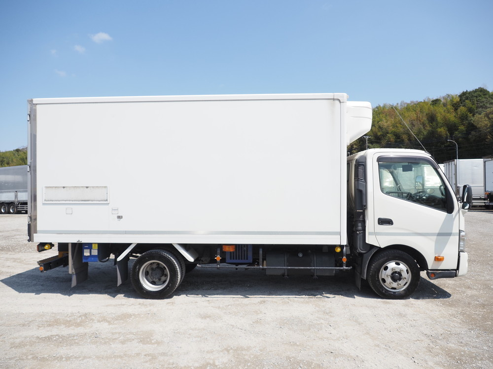 日野 デュトロ 冷凍バン 小型 TKG-XZU712M 年式 R1[写真07]