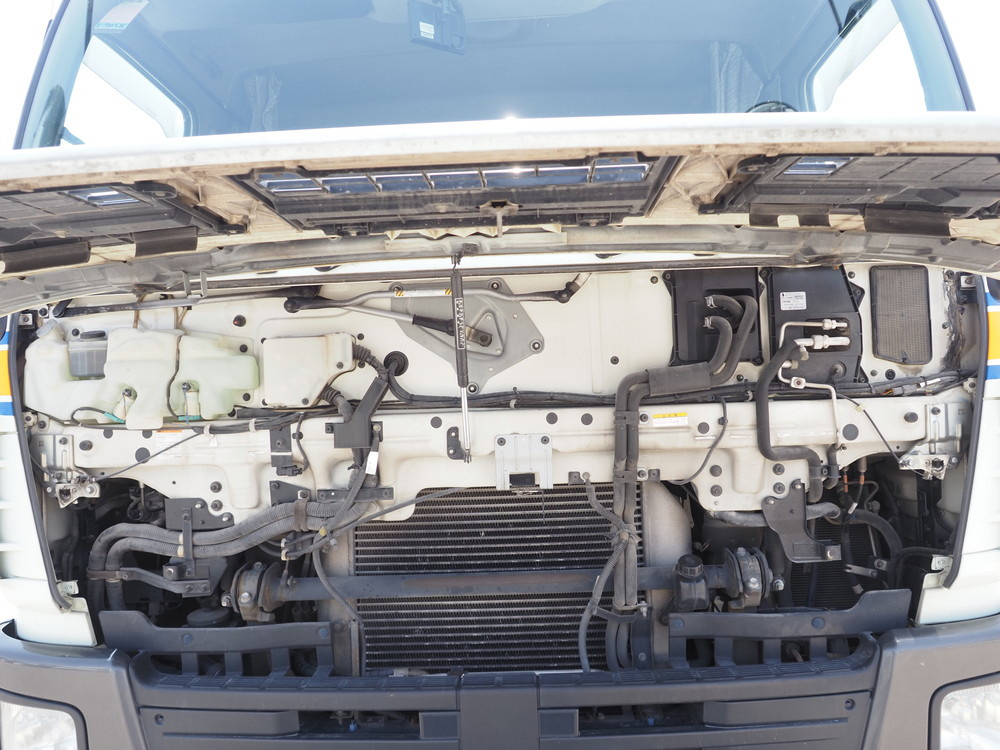 いすゞ ギガ ウイング車 大型 LKG-CYJ77A 年式 H23[写真46]