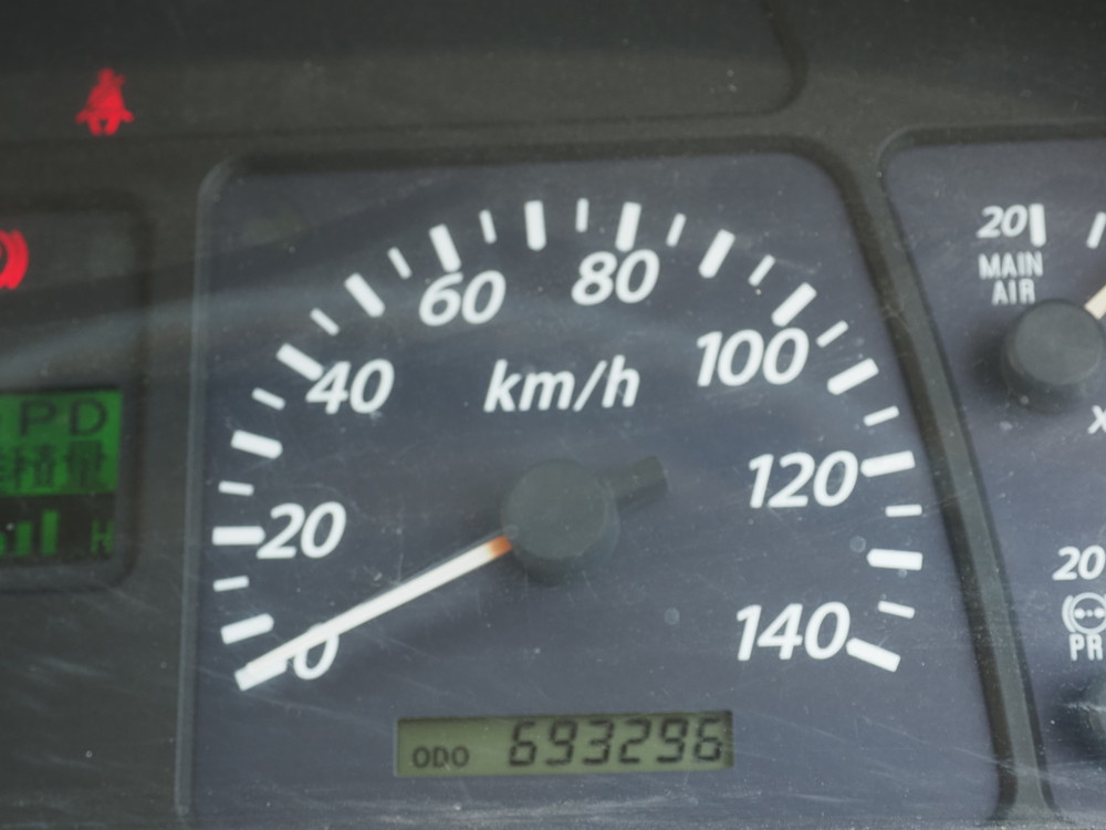 いすゞ ギガ ウイング車 大型 LKG-CYJ77A 年式 H23[写真38]