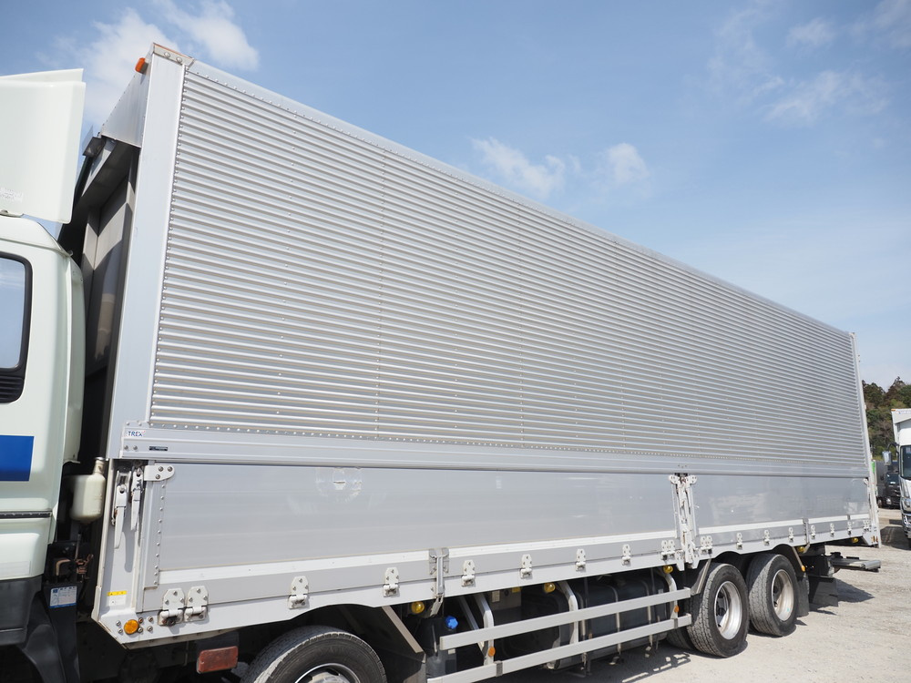 いすゞ ギガ ウイング車 大型 LKG-CYJ77A 年式 H23[写真14]