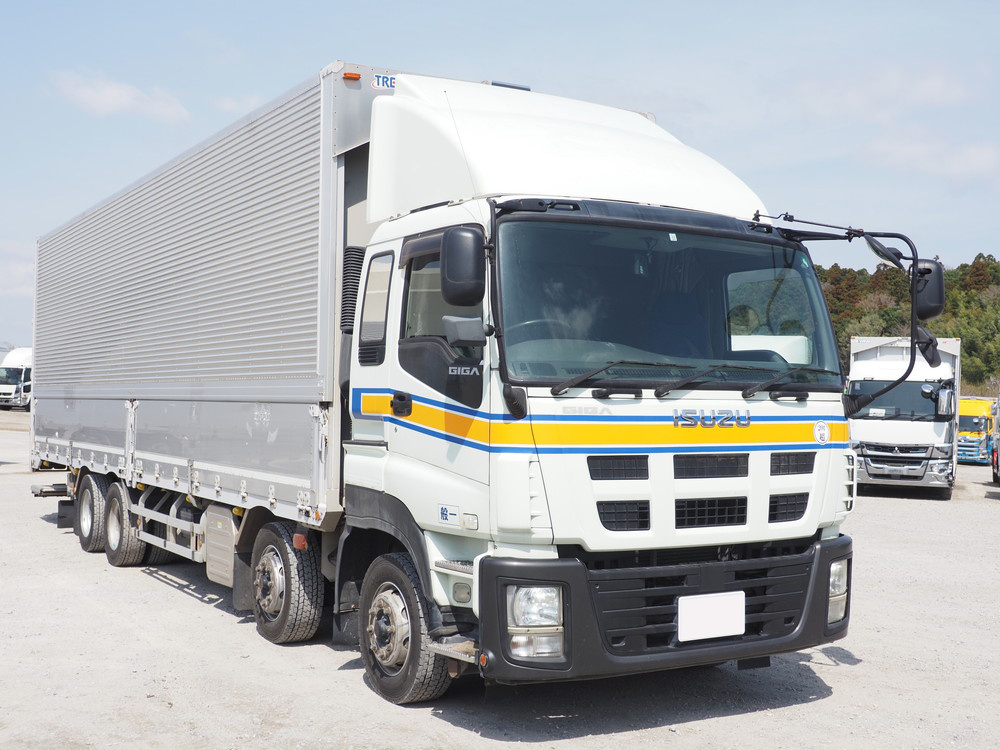 いすゞ ギガ ウイング車 大型 LKG-CYJ77A 年式 H23[写真04]