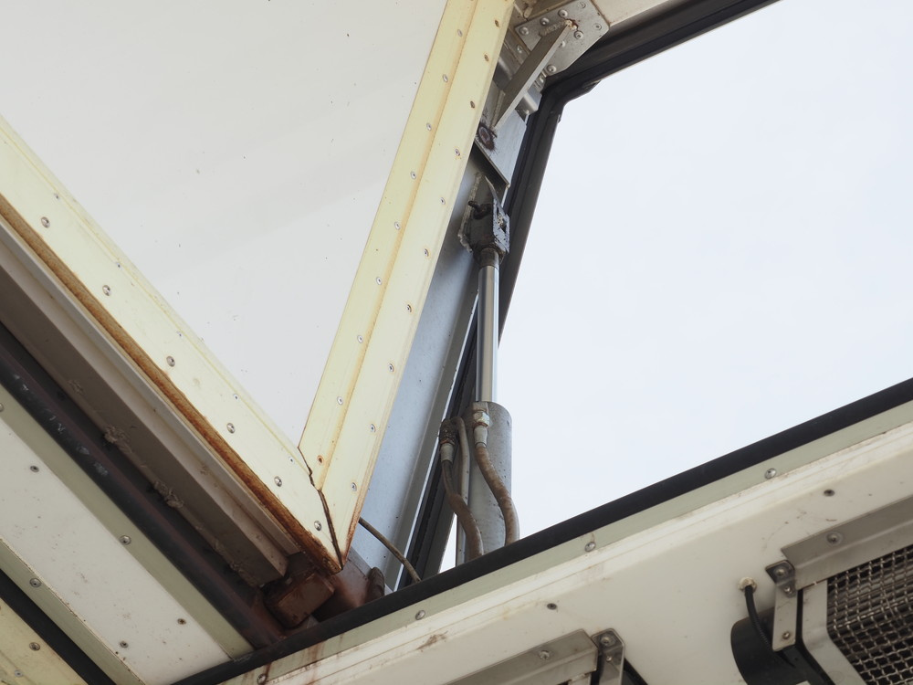 三菱ふそう スーパーグレート 冷凍ウイング 大型 QPG-FS64VZ 年式 H27[写真14]